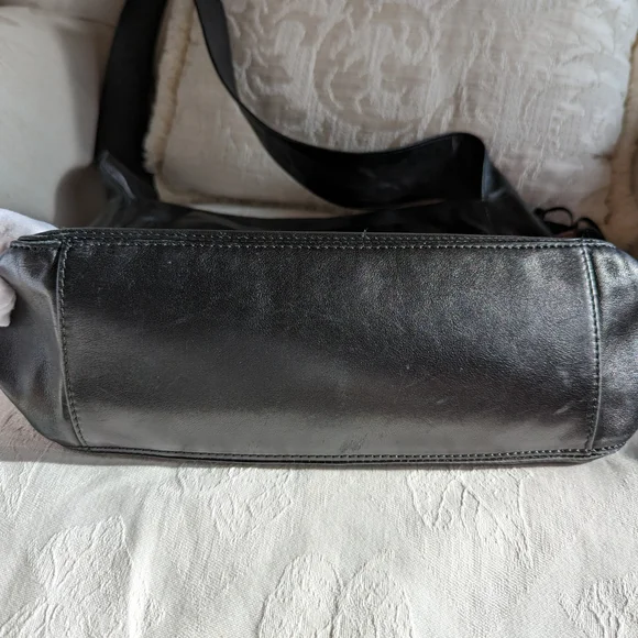 Rare Black Lambskin Large CC Tassel Hobo Bag Gold Hardware, 1996-1997 - Picture 7 of 13